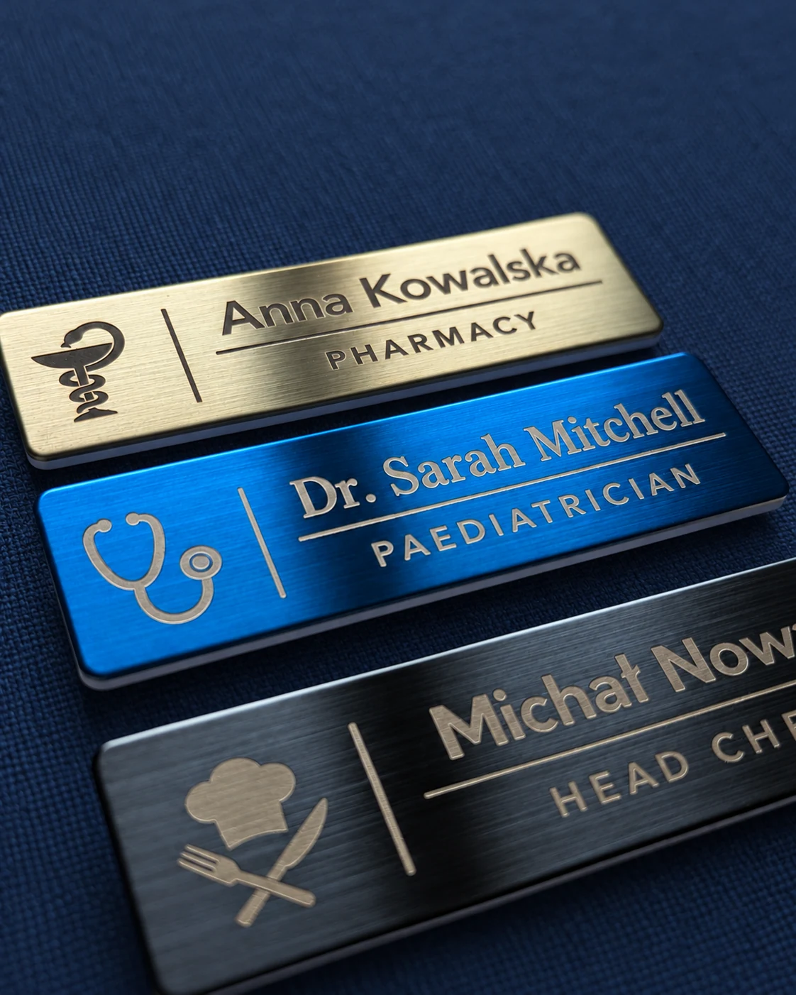 Signs, plaques & name badges